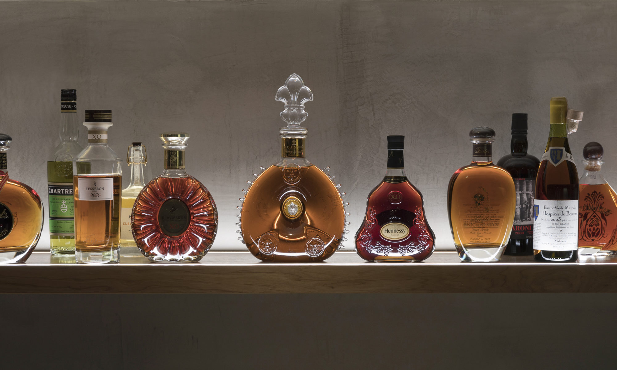Wally's Liquor Display